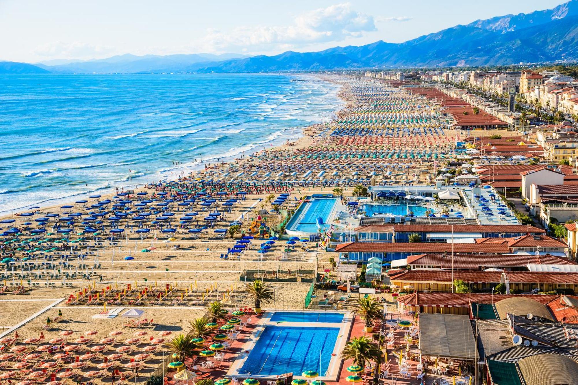 La Chimera 700M From Sea - Happy Rentals Масса Экстерьер фото